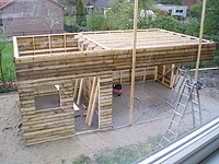 Reportages: De opbouw van een tuinhuisje.