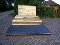 De opbouw van een Kerstchalet ideaal voor kerstmarkten, fairs, beurzen en tentoonstellingen