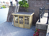 Tuinhuis op kade
